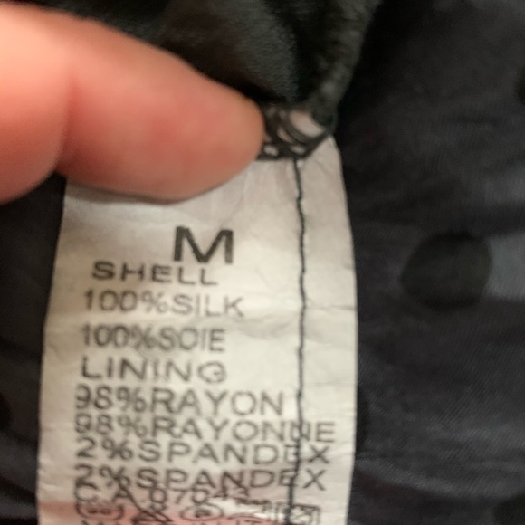 Silk grey dress with black polka dots. - Picture 7 of 7